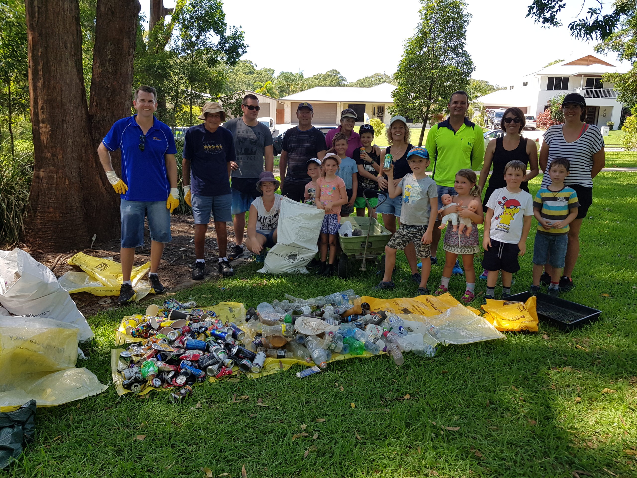 Image ofCCCG clean up event at Stockyard Park, Little Mountain